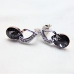 Øredobber i sølv(925) med grå og blanke Swarovski krystaller