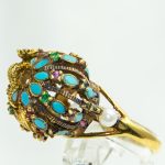 Tøff ring gult gull 14 k med turkiser/smaragder/rubiner/safirer/diamanter og perler