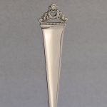 Stor kake/smørbrødspade i Odel