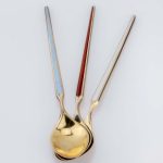 Emaljert mokkaskje av J. Tostrup