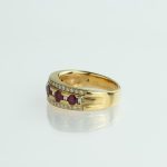 Ring i gult gull 14 k med rubiner og diamanter - Bilde 2