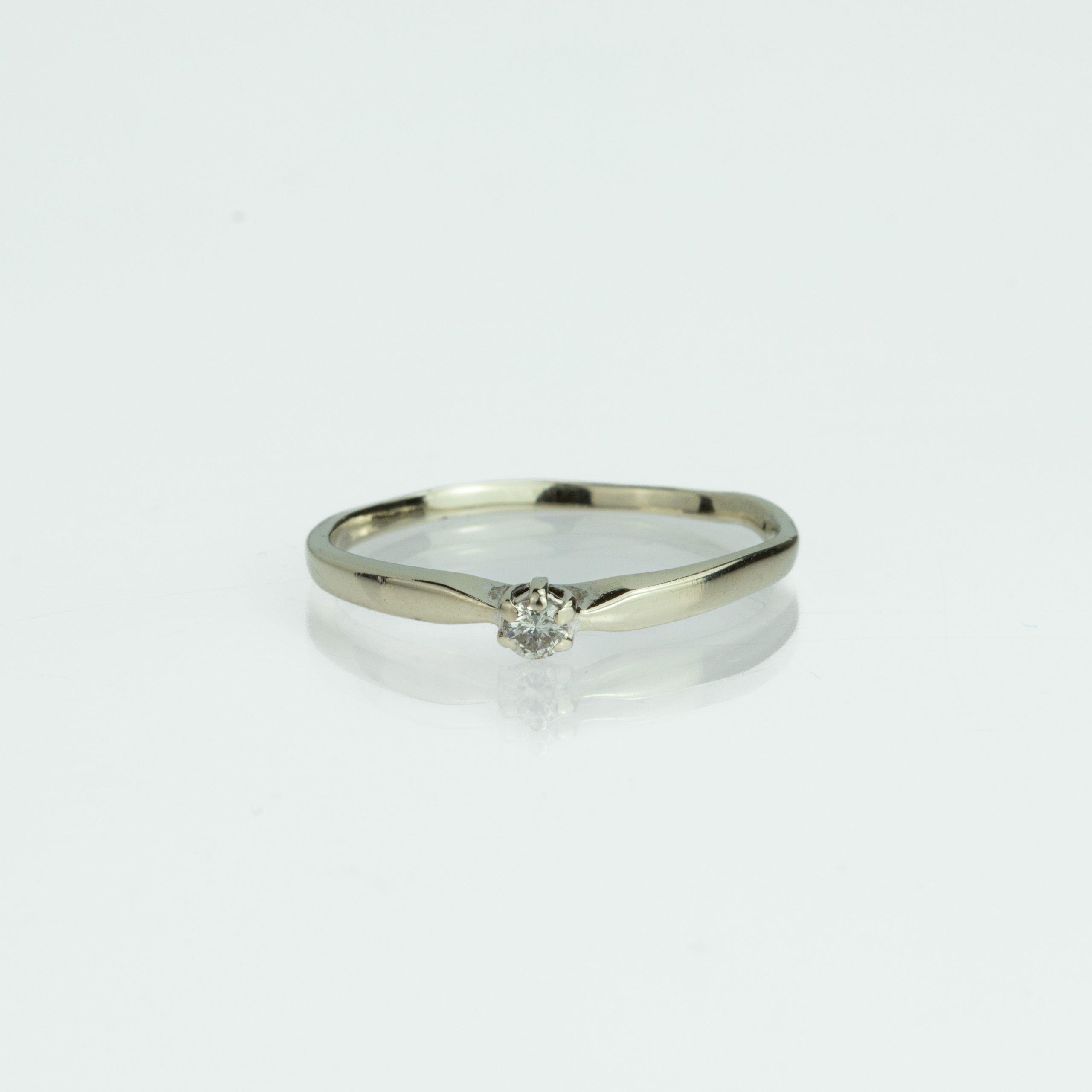 IMG_9581 Ring i hvitt gull 14 k med Diamant - Bilde 1