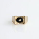 Ring i gult gull 14k med stener