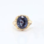 Ring i gult gull 14 k med ametyst
