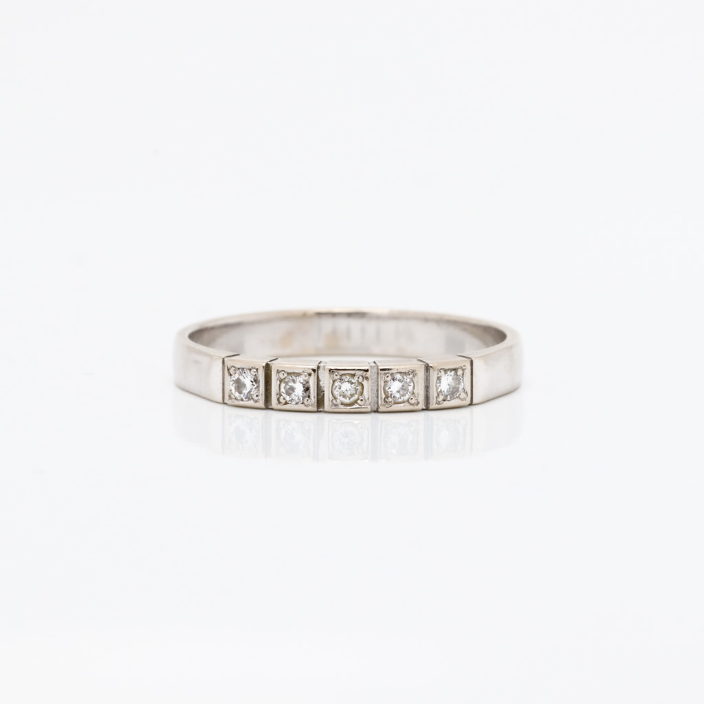 Untitled-735 Ring i hvitt gull 14 k med diamanter - Bilde 1