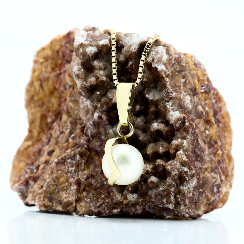 IMG_0062 Anheng i gult gull 14 k med perle - Bilde 1