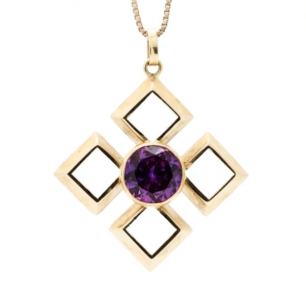 Anheng i gult gull 14 k med ametyst