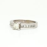 Pen ring i hvitt gull 14 k med diamanter