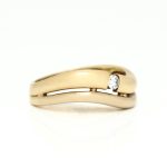 Ring i gult gull 14 k med diamant - Bilde 2
