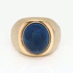 Ring i gult gull 14 k medpen blå sten