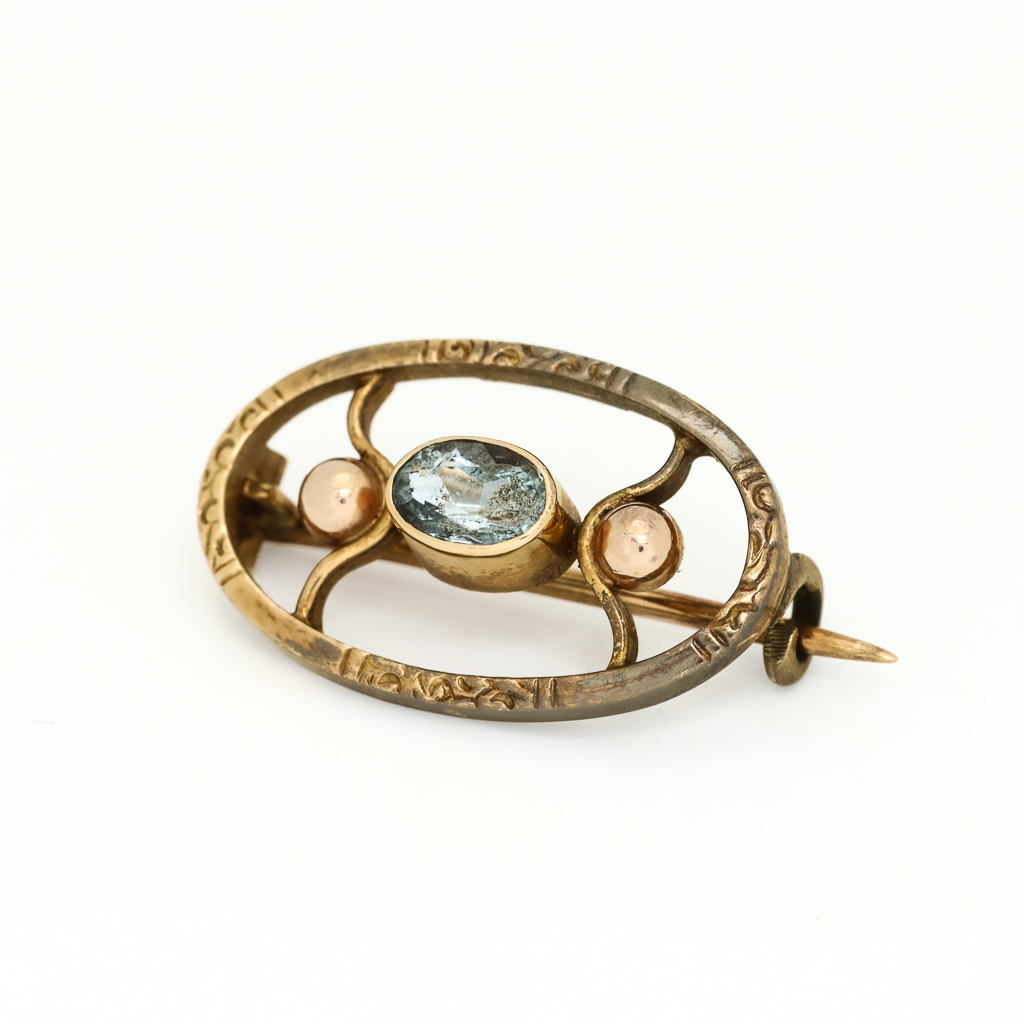 IMG_0009 Pyntenåæl i gult gull 14 k med lys blå sten - Bilde 1