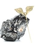 Sommerfugl pyntenål i gult gull 14 k