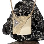 Anheng i gult gull 14 k til herre med diamant