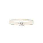 Ring i hvitt gull 14 k med sten