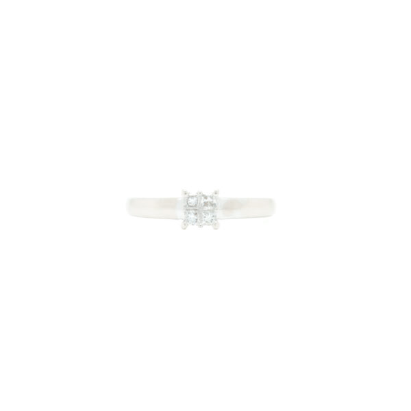 Ring i hvitt gull 14k med diamanter